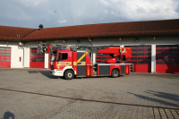drehleiter_mit_korb_dlak_23-12_20200622_1802964026