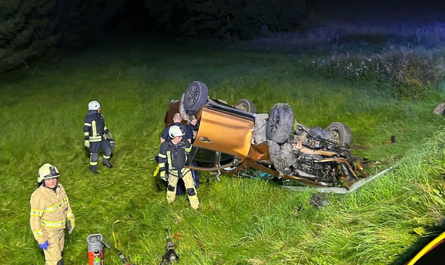 #THL1 klein # VU mit Pkw