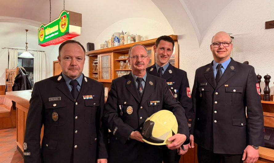 Neuer Vorsitzender bei der Feuerwehr Geisenhausen
